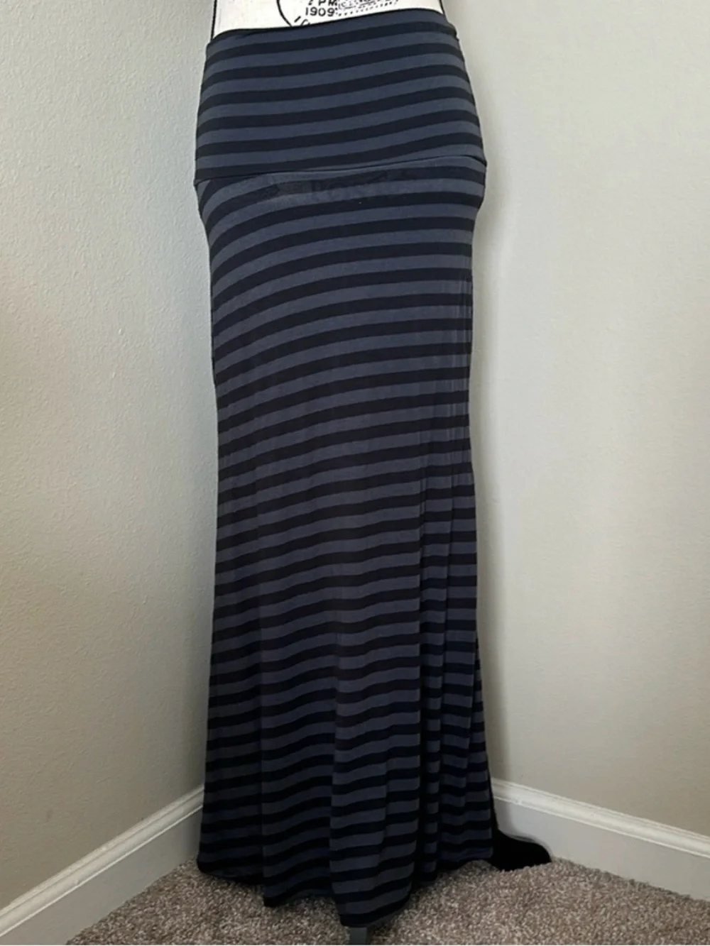 Hot Luxx Gray Black Striped Maxi Long Skirt Stretch Pull On Casual Size S
